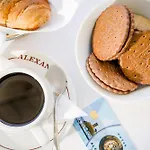 فندق Alexandros