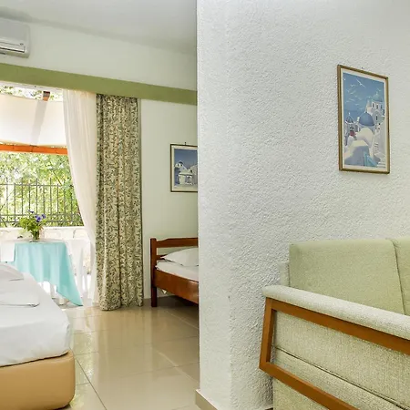 Hotel Alexandros 2*