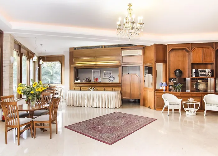Hotel Alexandros Néa Fókaia