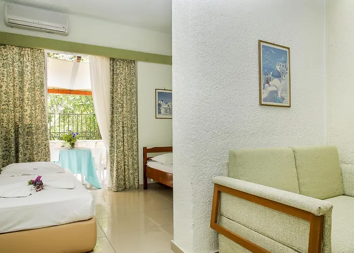 Hotel Alexandros 2*