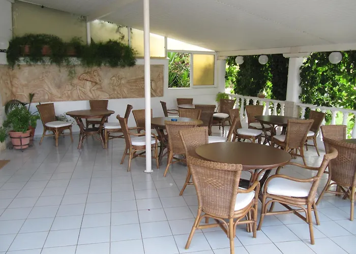 Alexandros Hotel Néa Fókaia